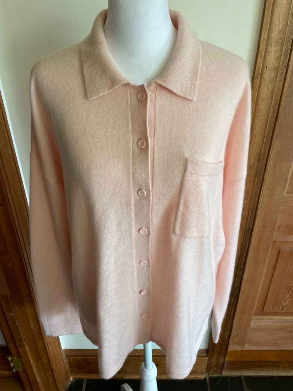 GARNET HILL Pale Pink Collared Button-Front Cashmere Cardigan M NWOT